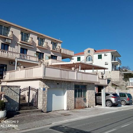 Apartments Klakor Ps Tivat Exterior foto