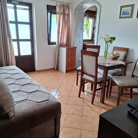 Apartments Klakor Ps Tivat Exterior foto