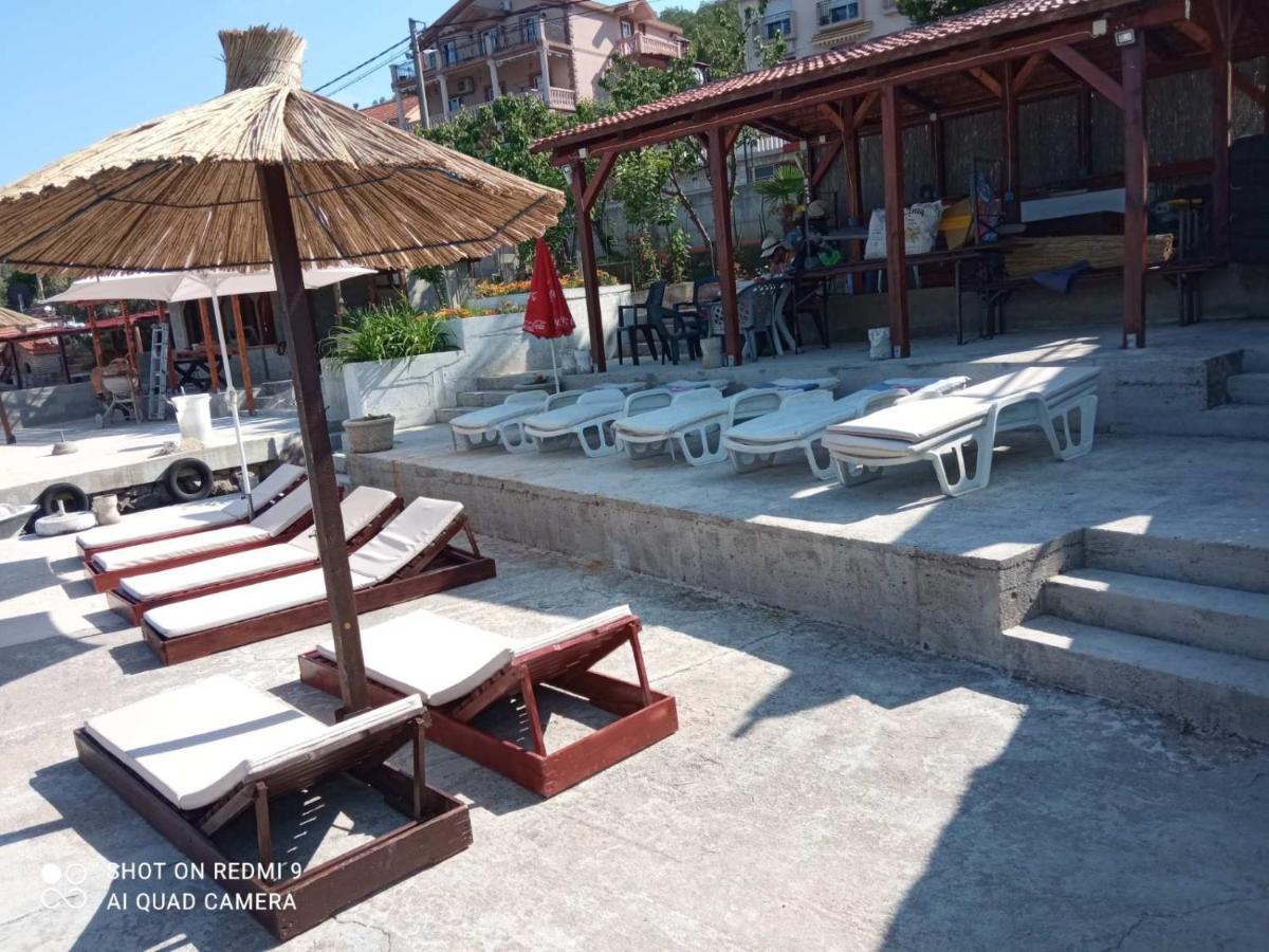 Apartments Klakor Ps Tivat Exterior foto
