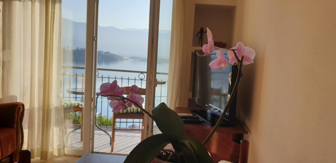 Apartments Klakor Ps Tivat Exterior foto