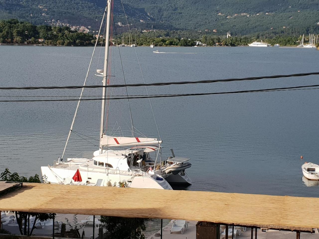 Apartments Klakor Ps Tivat Exterior foto