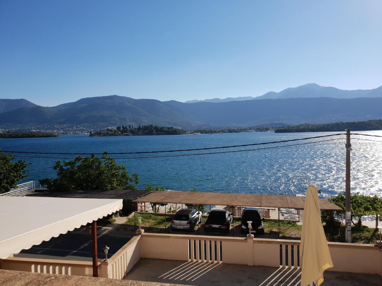 Apartments Klakor Ps Tivat Exterior foto