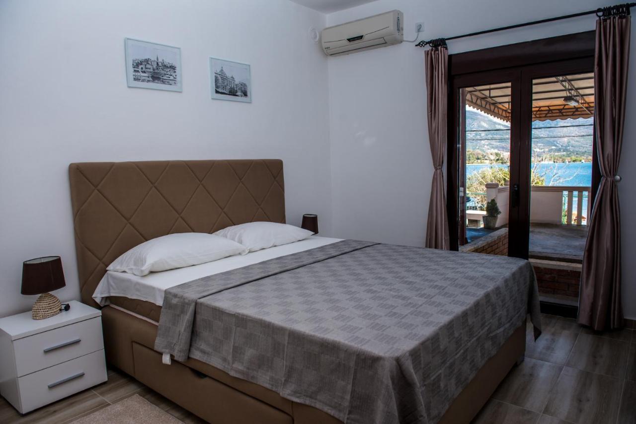 Apartments Klakor Ps Tivat Exterior foto